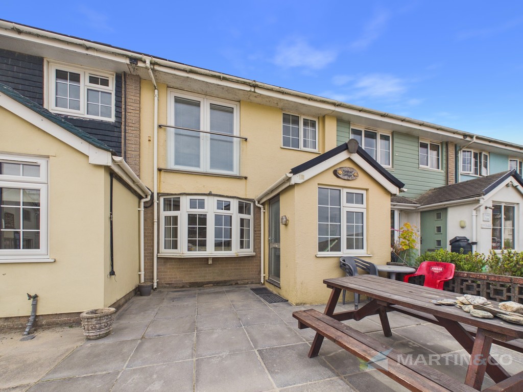 3 bed Mid Terraced House for rent in Portreath. From Martin & Co - Truro 3 bed Mid Terraced House for rent in Portreath. From Martin & Co - Truro