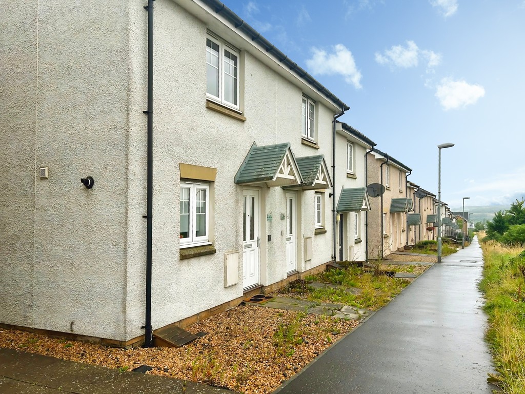 2 bed Mid Terraced House for rent in Scotland. From Martin & Co - Bathgate