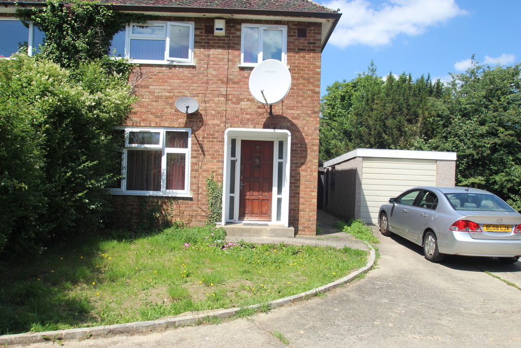 1 bed Semi-Detached House for rent in Oxfordshire. From Martin & Co - Oxford