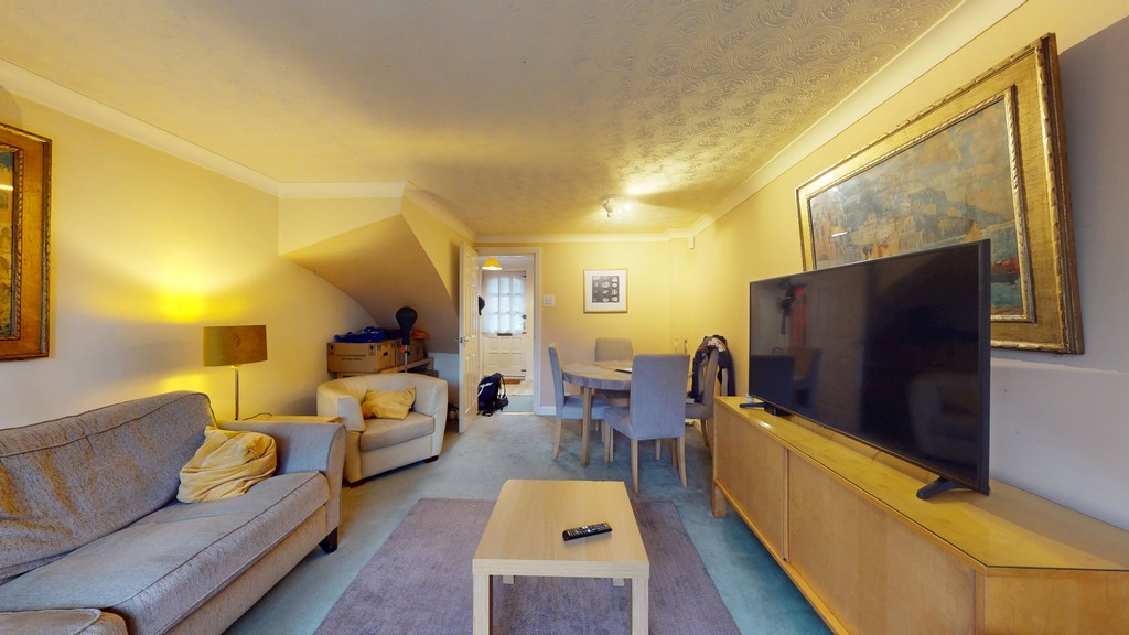 3 bed Town House for rent in Oxon. From Martin & Co - Oxford