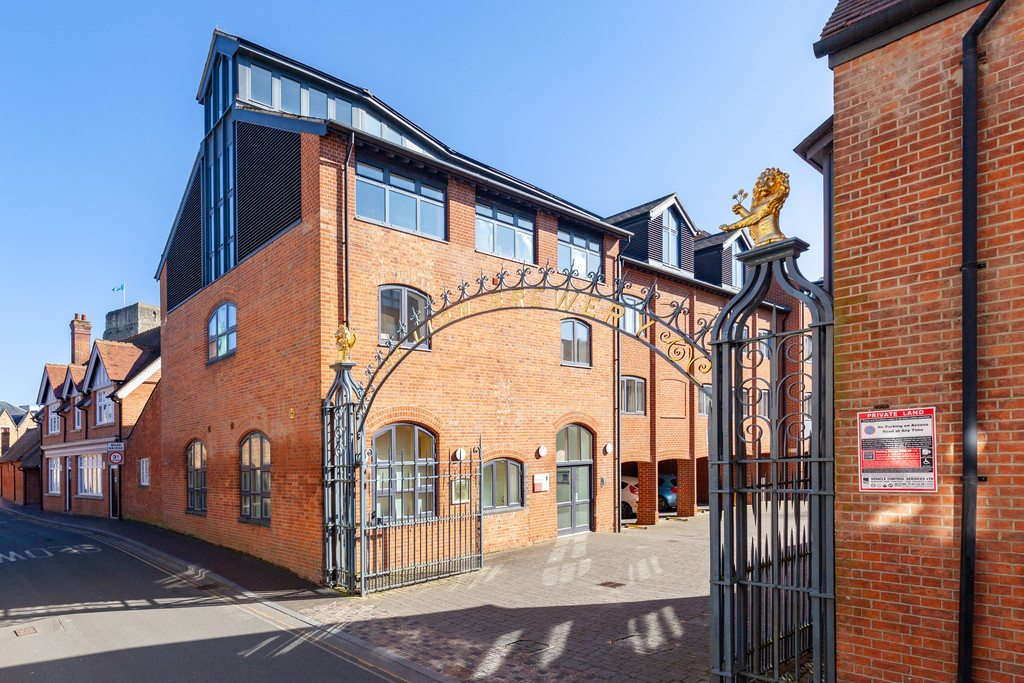 3 bed Apartment for rent in Oxfordshire. From Martin & Co - Oxford 3 bed Apartment for rent in Oxfordshire. From Martin & Co - Oxford