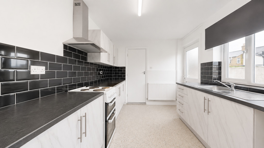 3 bed Semi Detached for rent in Oxfordshire. From Martin & Co - Oxford