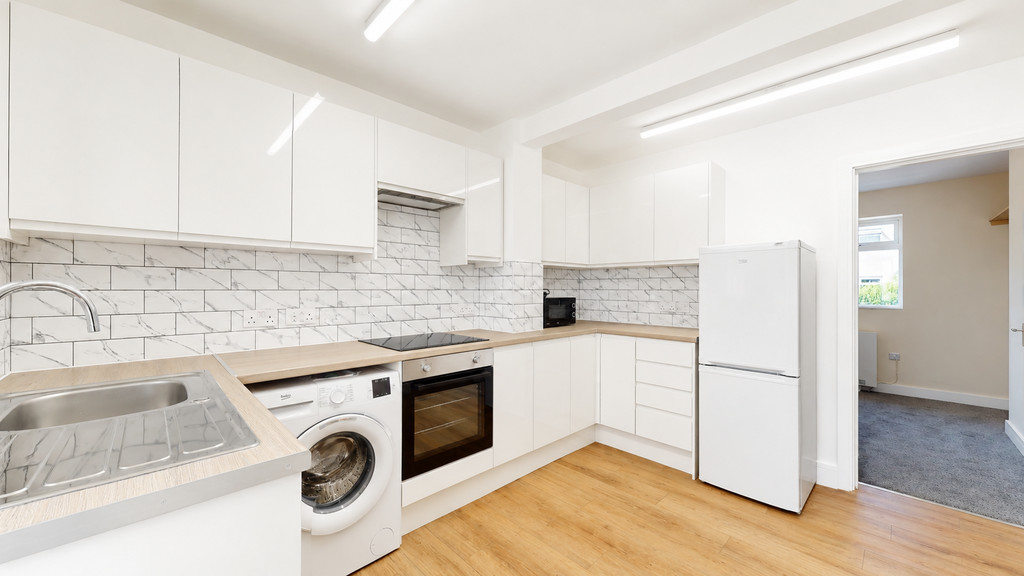 2 bed Apartment for rent in Sandford-on-Thames. From Martin & Co - Oxford