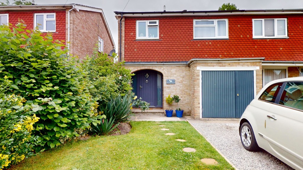 3 bed Semi Detached for rent in Didcot. From Martin & Co - Oxford 3 bed Semi Detached for rent in Didcot. From Martin & Co - Oxford
