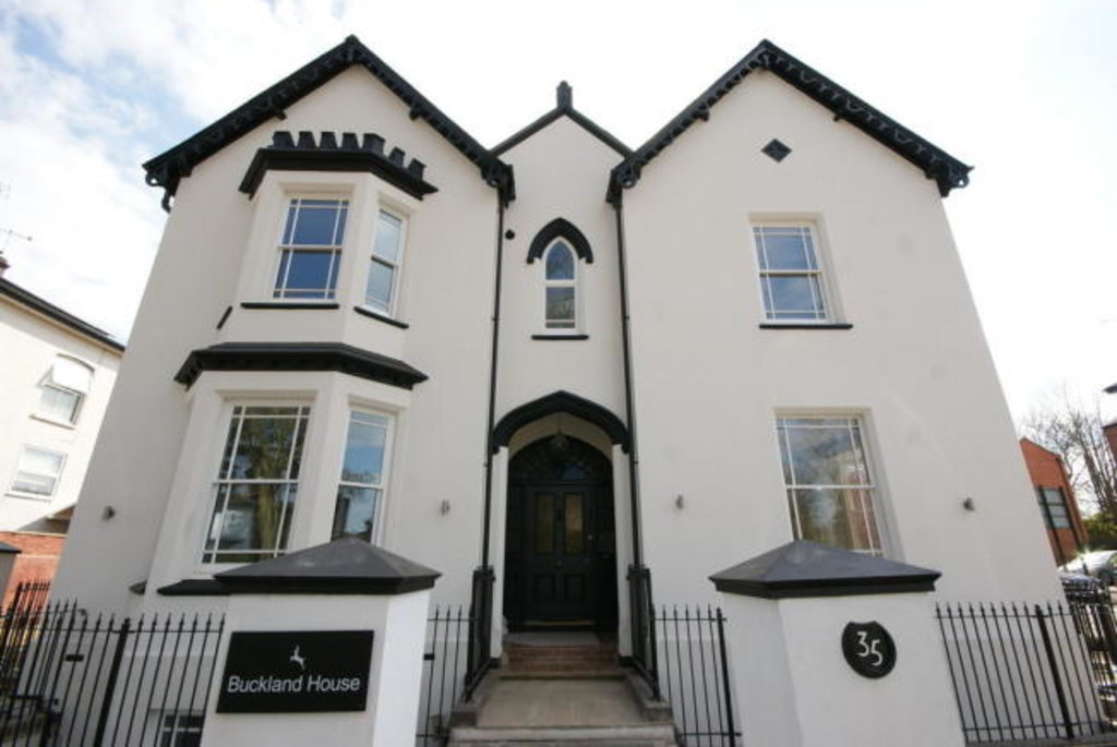2 bed Apartment for rent in Leamington Spa . From Martin & Co - Leamington Spa
