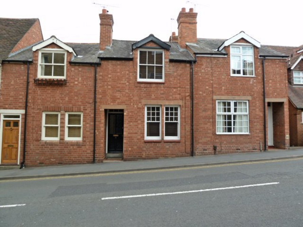 3 bed Town House for rent in Warwickshire. From Martin & Co - Leamington Spa