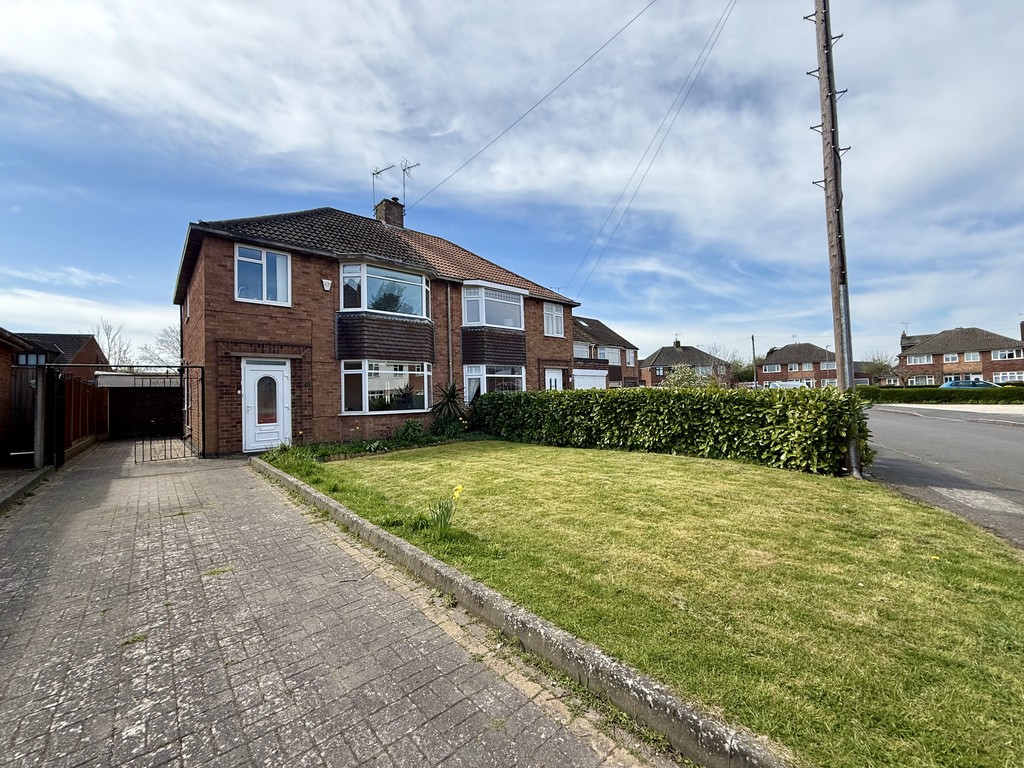 3 bed Semi Detached for rent in Warwickshire. From Martin & Co - Leamington Spa 3 bed Semi Detached for rent in Warwickshire. From Martin & Co - Leamington Spa