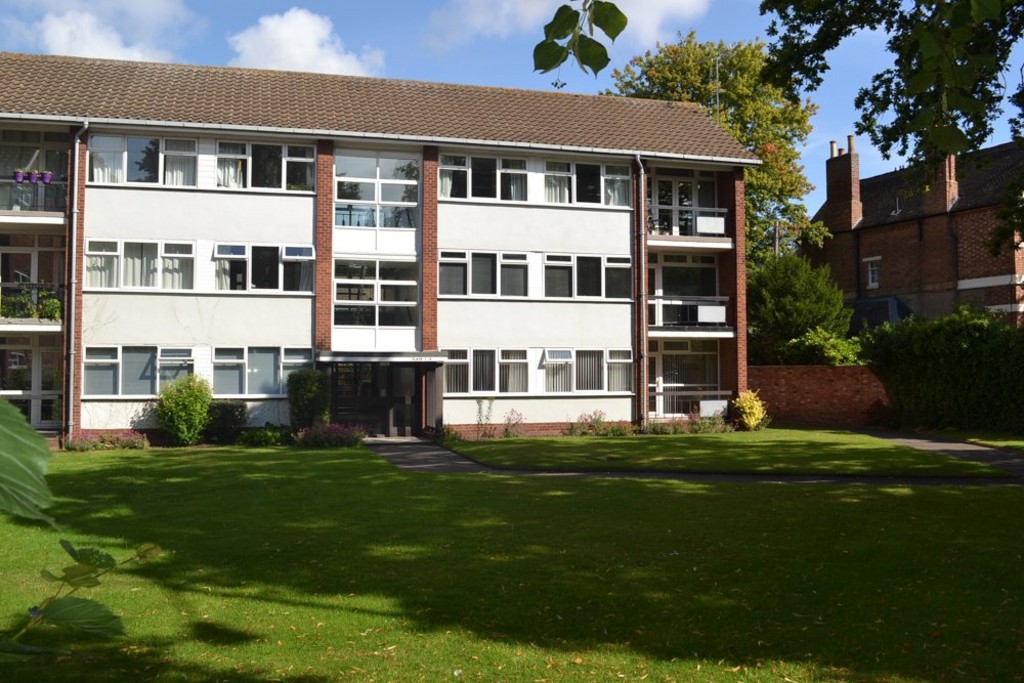 2 bed Apartment for rent in Warwickshire. From Martin & Co - Leamington Spa 2 bed Apartment for rent in Warwickshire. From Martin & Co - Leamington Spa