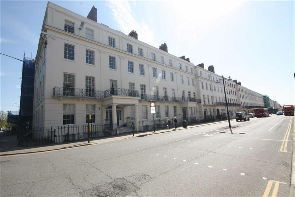 1 bed Apartment for rent in Warwickshire. From Martin & Co - Leamington Spa