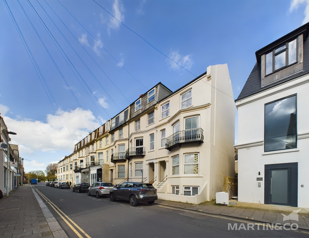 2 bed Flat for rent in West Sussex. From Martin & Co - Bognor Regis