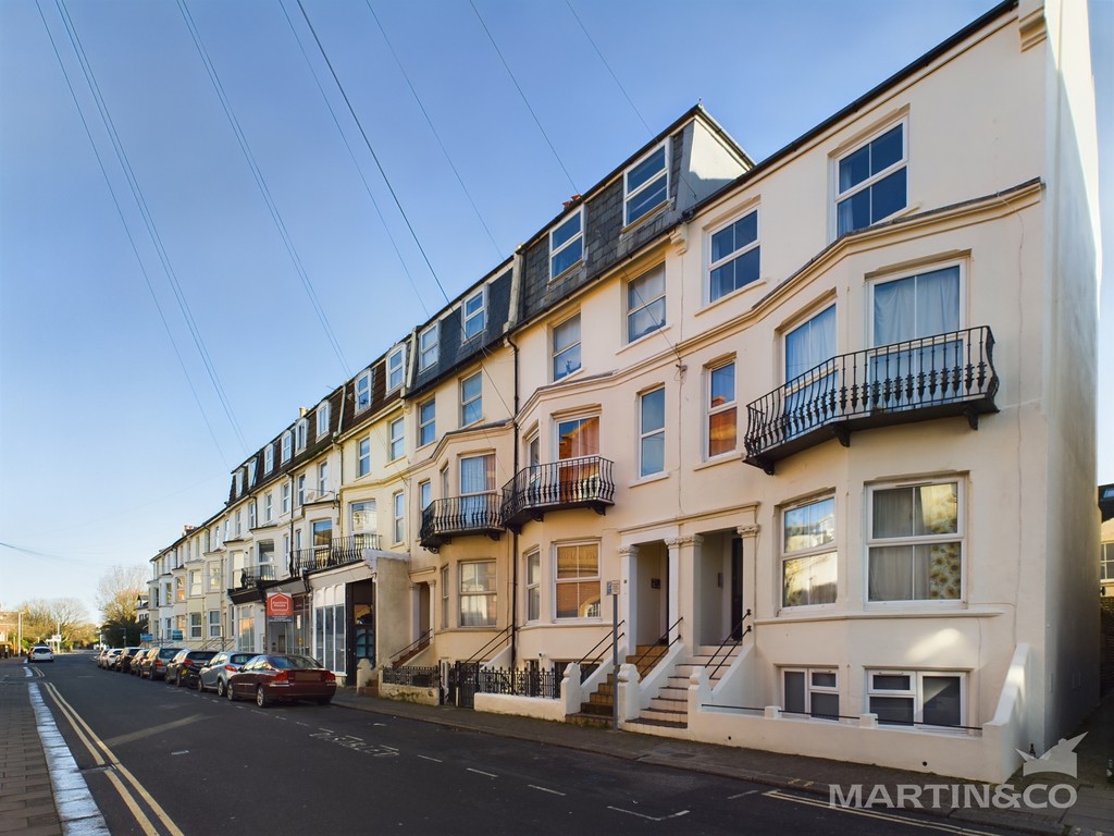 2 bed 1st Floor Flat for rent in West Sussex. From Martin & Co - Bognor Regis 2 bed 1st Floor Flat for rent in West Sussex. From Martin & Co - Bognor Regis