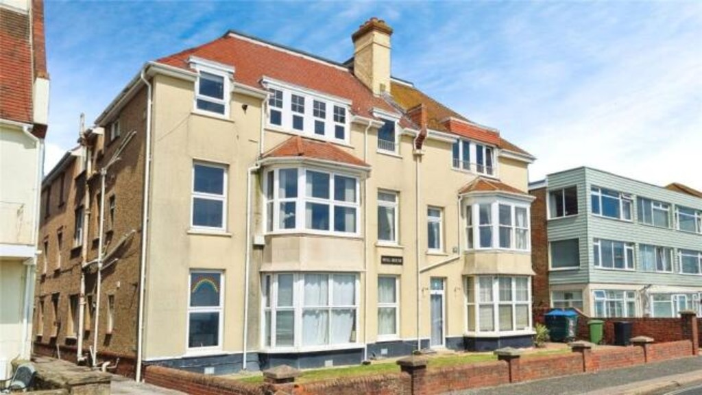 2 bed Apartment for rent in West Sussex. From Martin & Co - Bognor Regis