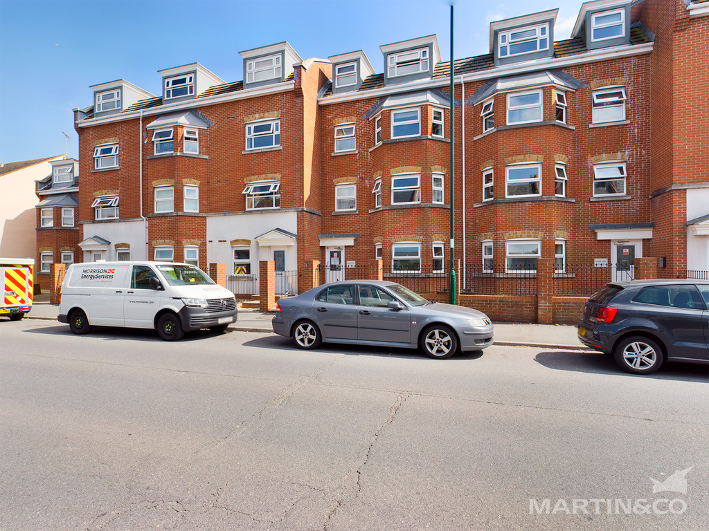 1 bed 1st Floor Flat for rent in Bognor Regis. From Martin & Co - Bognor Regis