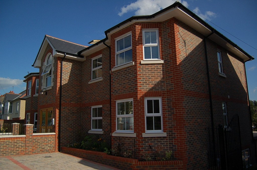 2 bed 1st Floor Flat for rent in Haywards Heath, West Sussex. From Martin & Co - Burgess Hill 2 bed 1st Floor Flat for rent in Haywards Heath, West Sussex. From Martin & Co - Burgess Hill