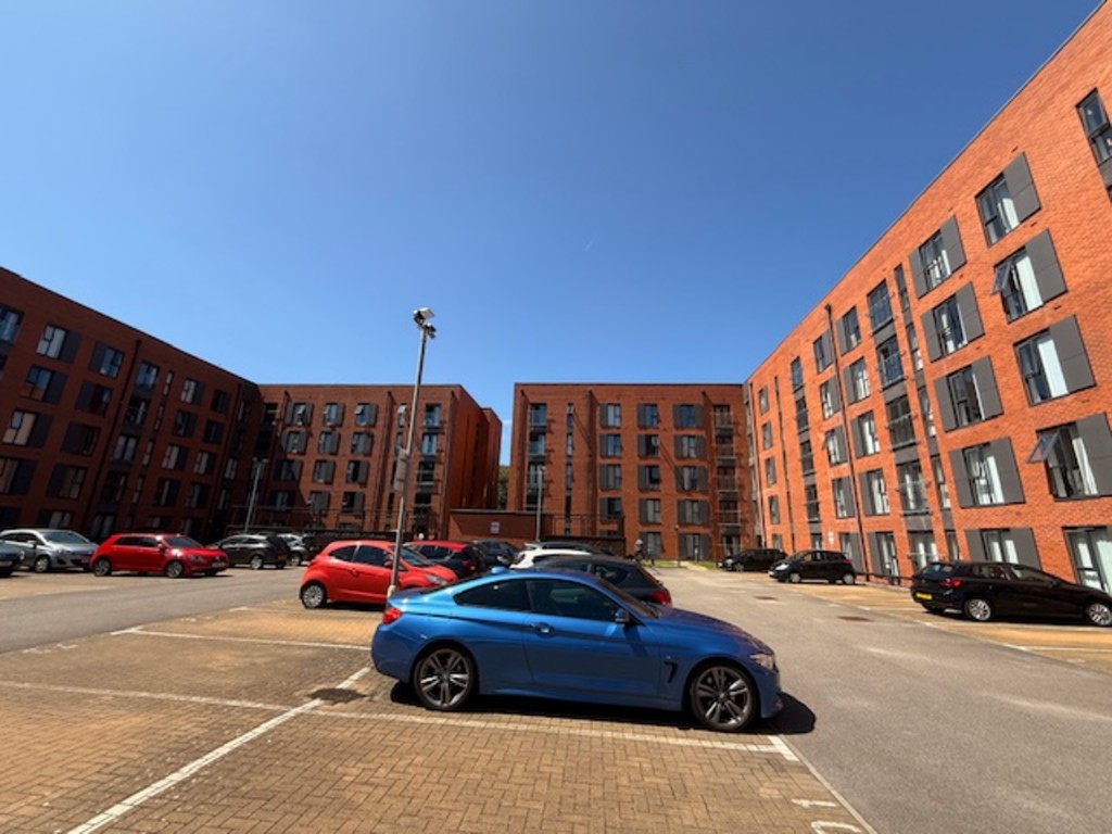 3 bed Apartment for rent in Salford. From Martin & Co - Manchester Central 3 bed Apartment for rent in Salford. From Martin & Co - Manchester Central