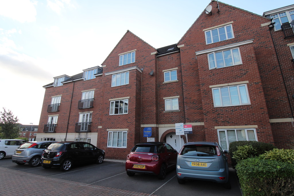 2 bed Apartment for rent in Arnold. From Martin & Co - Nottingham Hucknall