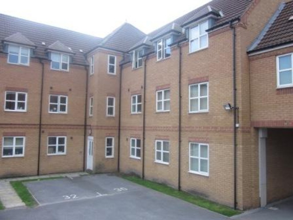 2 bed 1st Floor Flat for rent in Arnold. From Martin & Co - Nottingham Hucknall