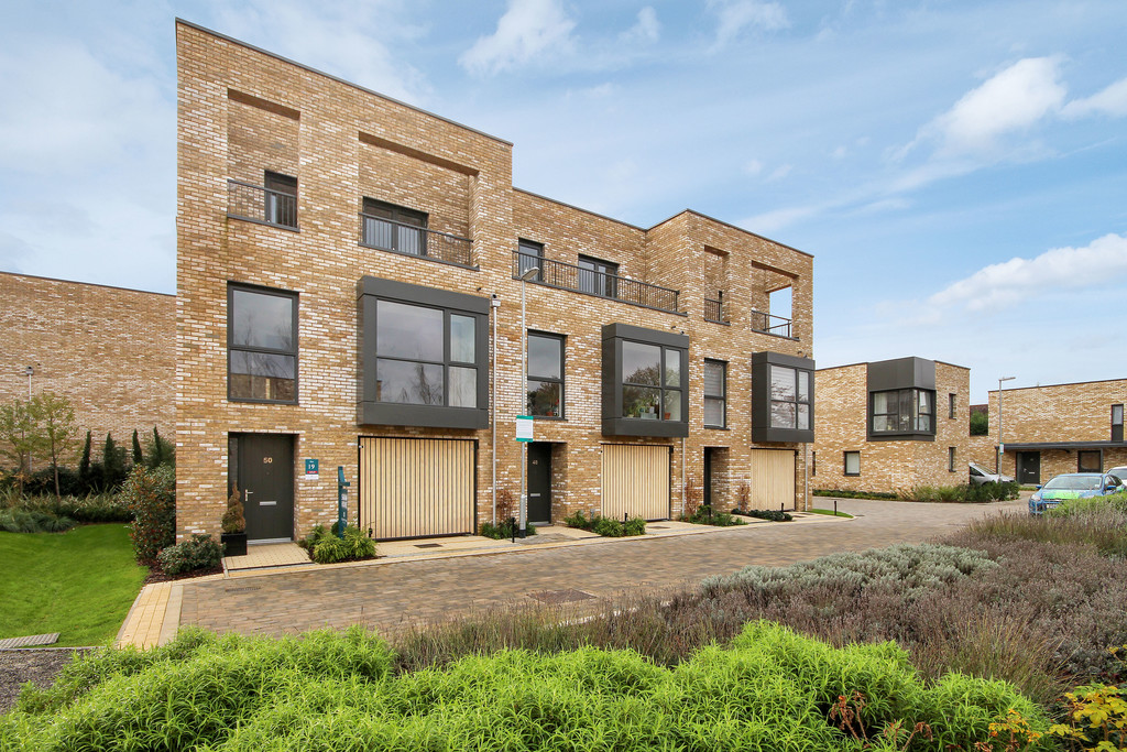 4 bed Town House for rent in Cambridgeshire. From Martin & Co - Cambridge