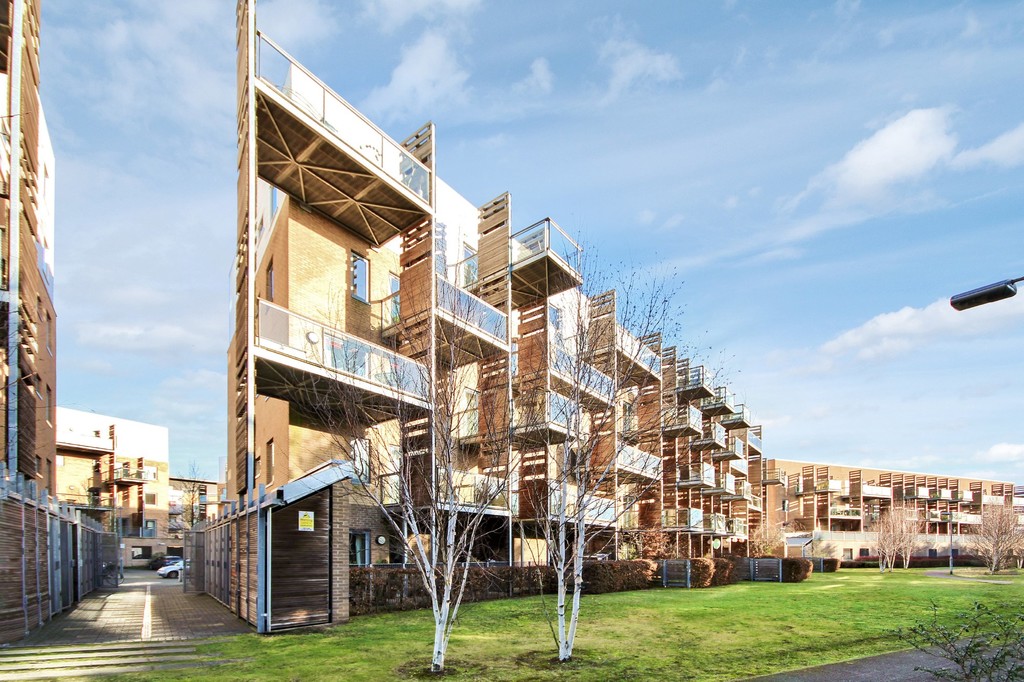 2 bed Apartment for rent in Cambridgeshire. From Martin & Co - Cambridge