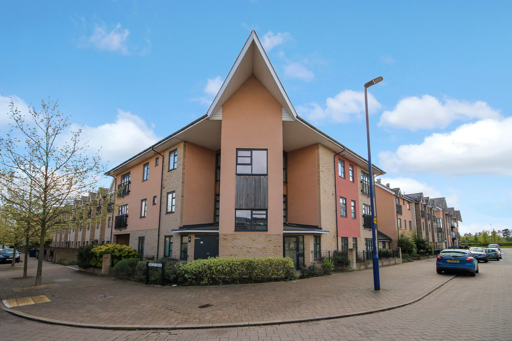 2 bed Apartment for rent in Cambridgeshire. From Martin & Co - Cambridge