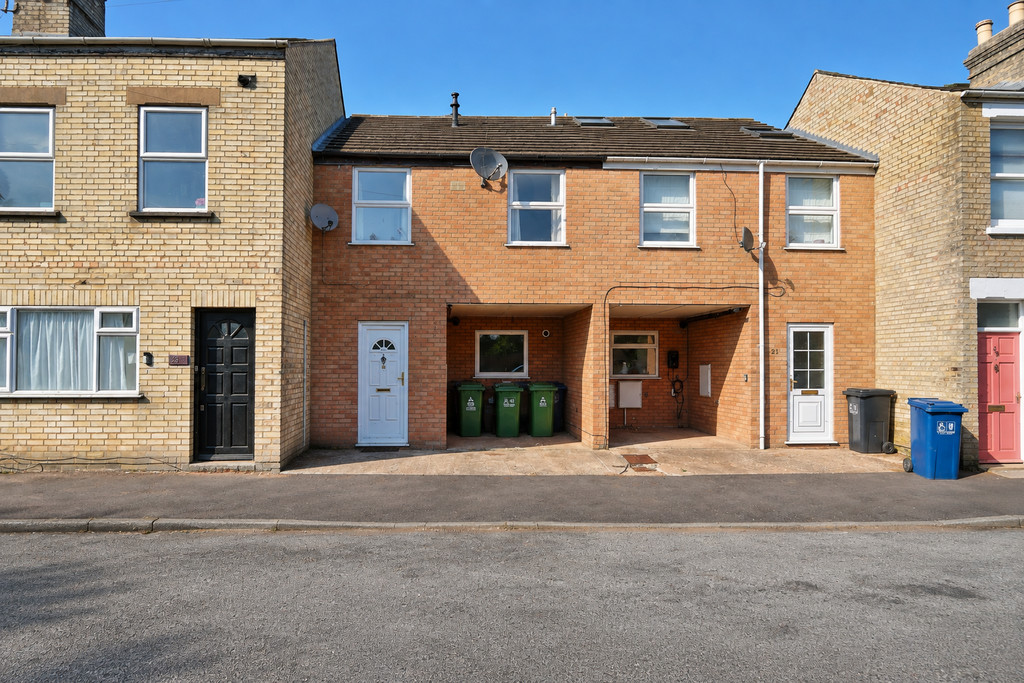 3 bed Mid Terraced House for rent in Cambridgeshire. From Martin & Co - Cambridge 3 bed Mid Terraced House for rent in Cambridgeshire. From Martin & Co - Cambridge