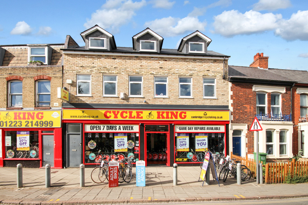 2 bed Apartment for rent in Cambridgeshire. From Martin & Co - Cambridge
