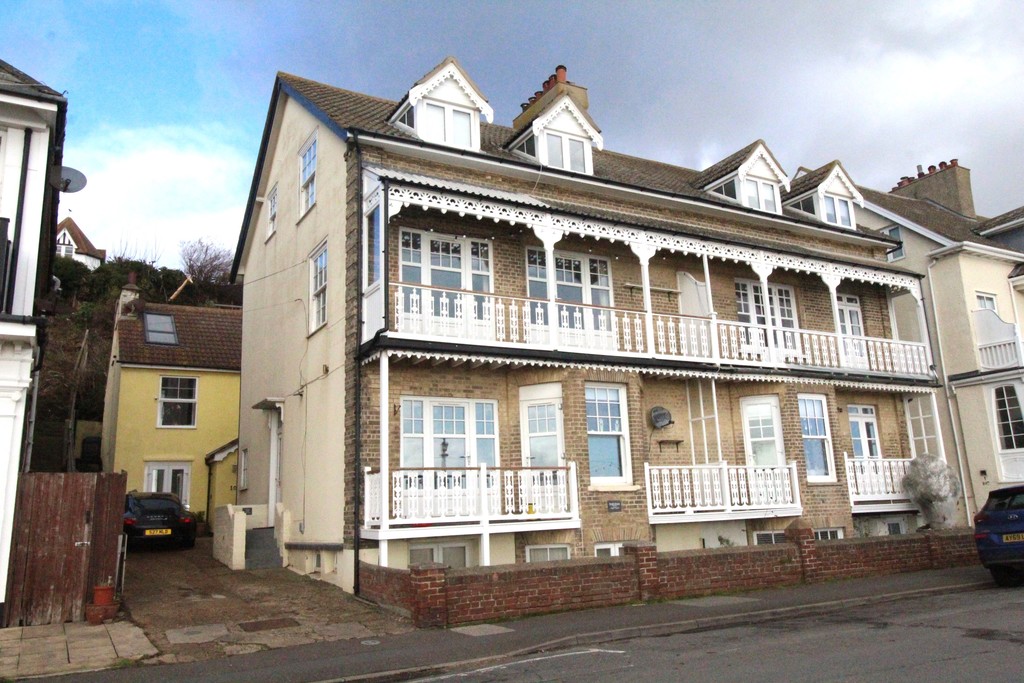 1 bed 1st Floor Flat for rent in Felixstowe. From Martin & Co - Ipswich