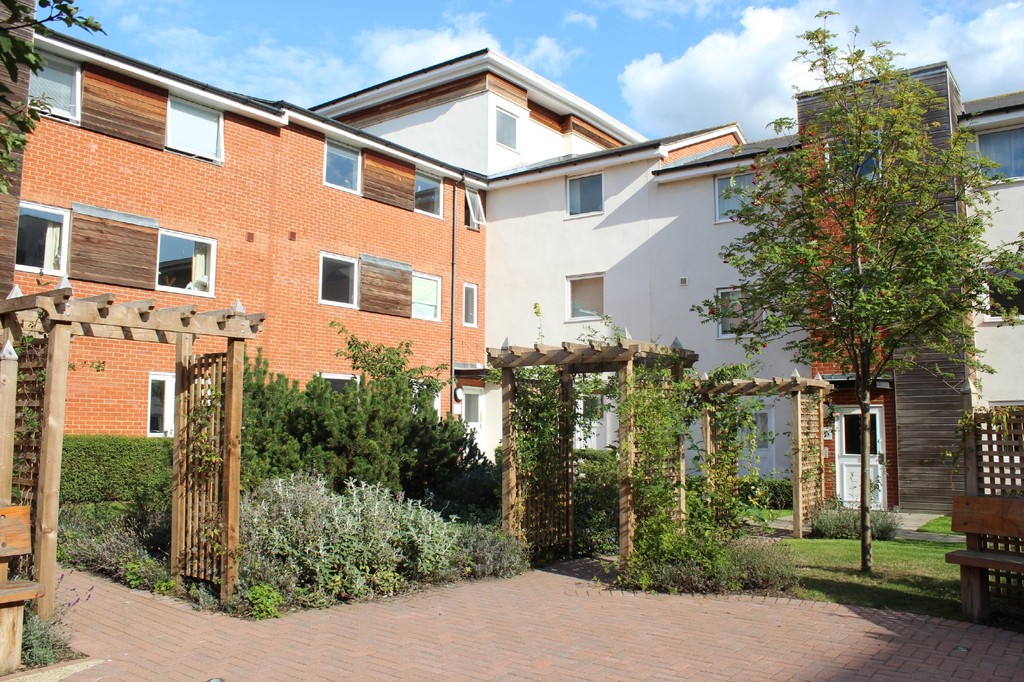 2 bed Apartment for rent in Suffolk. From Martin & Co - Ipswich