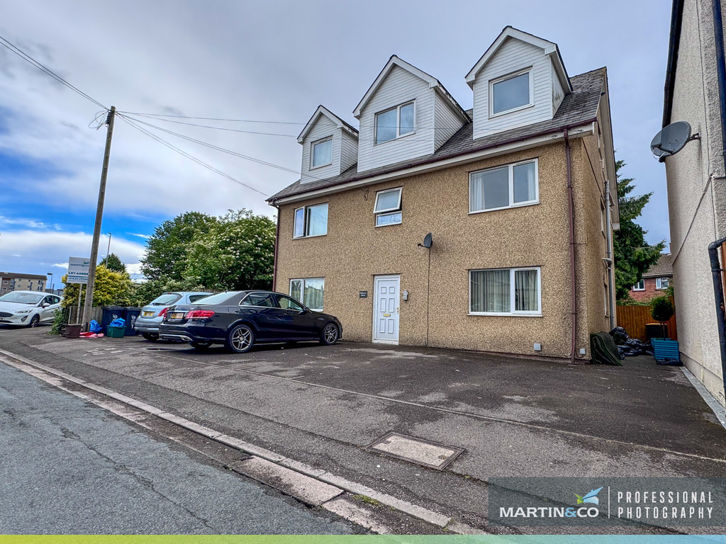 1 bed Apartment for rent in Newport. From Martin & Co - Newport