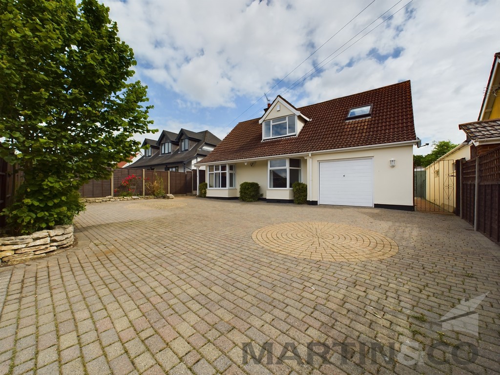 4 bed Detached House for rent in Hampshire. From Martin & Co - Portsmouth