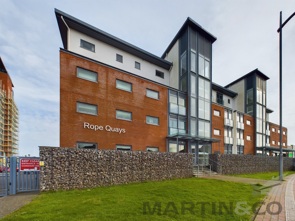 1 bed Apartment for rent in Hampshire. From Martin & Co - Portsmouth 1 bed Apartment for rent in Hampshire. From Martin & Co - Portsmouth