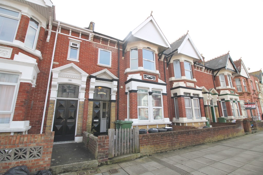 1 bed 1st Floor Flat for rent in Hampshire. From Martin & Co - Portsmouth