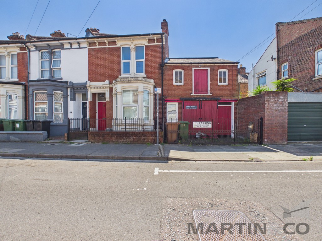 3 bed End of Terrace for rent in Hampshire. From Martin & Co - Portsmouth 3 bed End of Terrace for rent in Hampshire. From Martin & Co - Portsmouth