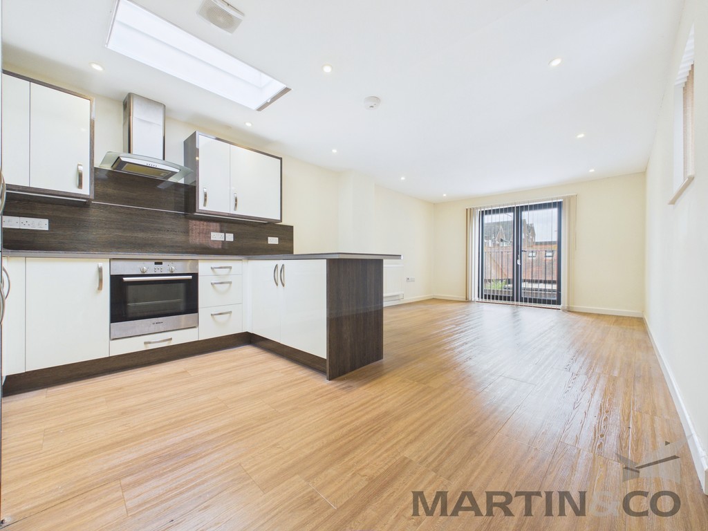 2 bed 1st Floor Flat for rent in Hampshire. From Martin & Co - Portsmouth 2 bed 1st Floor Flat for rent in Hampshire. From Martin & Co - Portsmouth