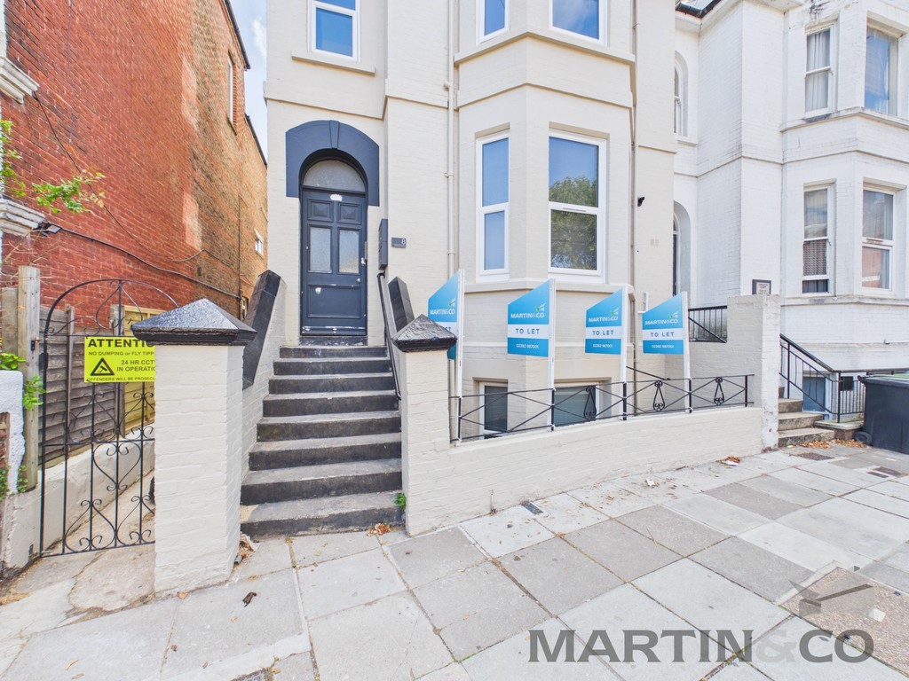2 bed 1st Floor Flat for rent in Portsmouth. From Martin & Co - Portsmouth