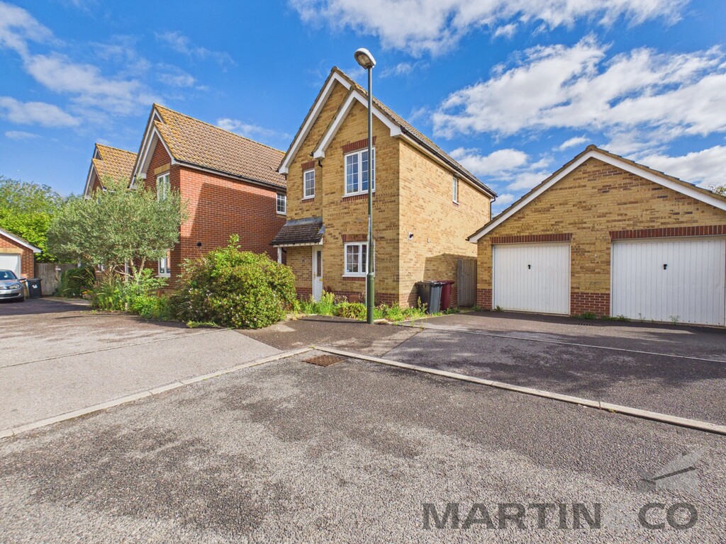 3 bed Detached for rent in West Sussex. From Martin & Co - Portsmouth