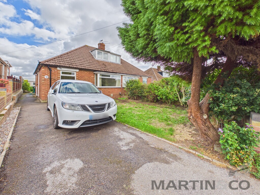 3 bed Semi-detached bungalow for rent in Hampshire. From Martin & Co - Portsmouth 3 bed Semi-detached bungalow for rent in Hampshire. From Martin & Co - Portsmouth