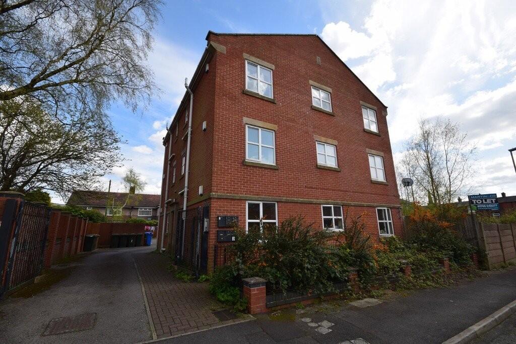 2 bed Apartment for rent in Littleborough. From Martin & Co - Rochdale