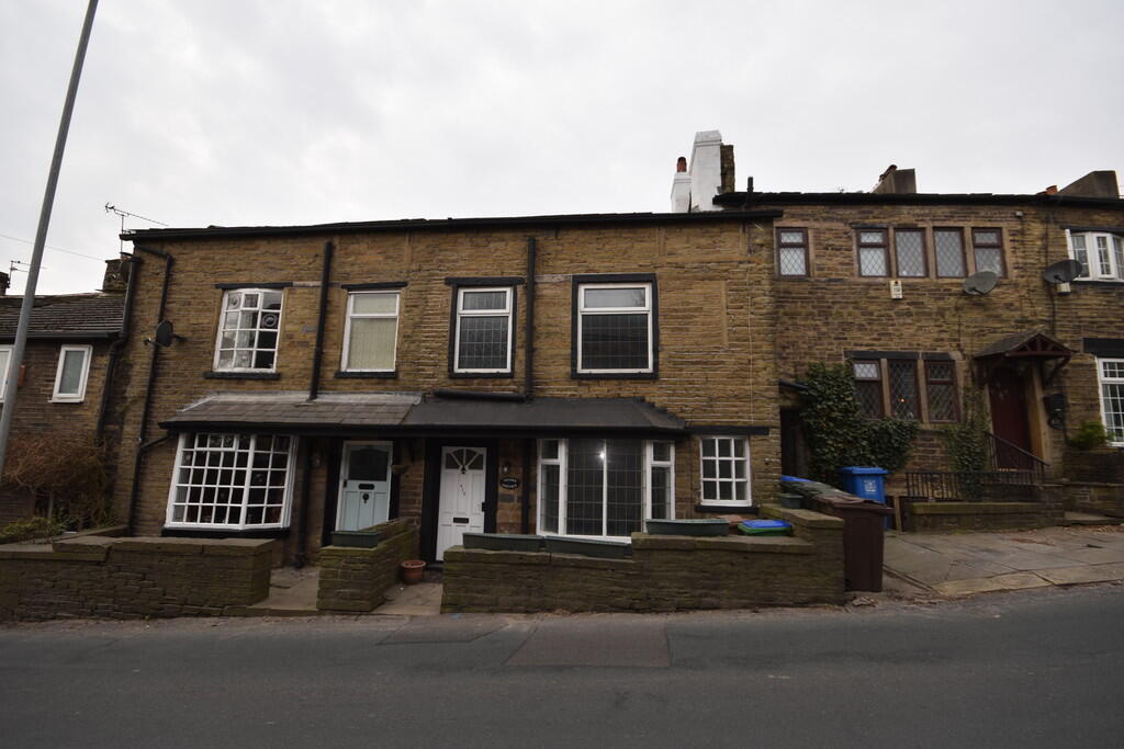 3 bed Cottage for rent in Whitworth. From Martin & Co - Rochdale