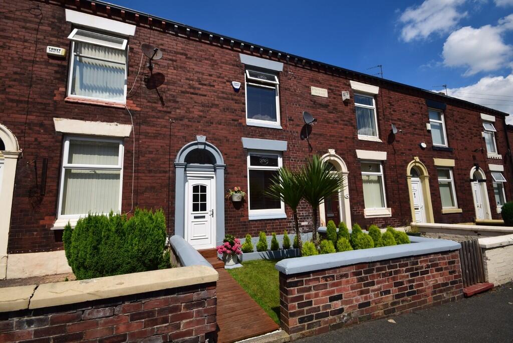 2 bed Mid Terraced House for rent in Chadderton. From Martin & Co - Rochdale
