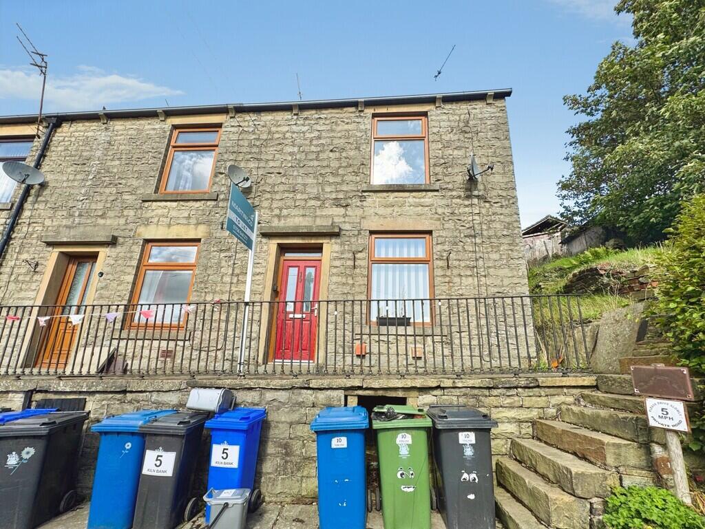 2 bed End of Terrace for rent in Rochdale. From Martin & Co - Rochdale