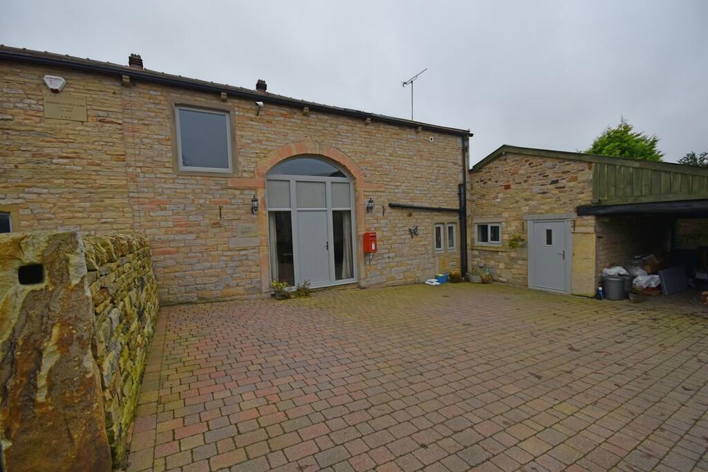 4 bed Barn Conversion for rent in Red Lumb. From Martin & Co - Rochdale 4 bed Barn Conversion for rent in Red Lumb. From Martin & Co - Rochdale