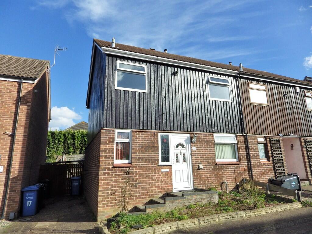3 bed Semi-Detached House for rent in Horsham St Faith. From Martin & Co - Norwich