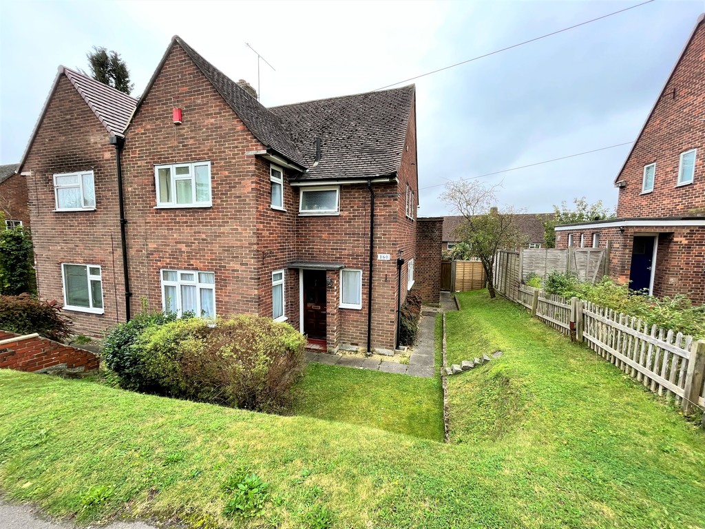 5 bed Semi-Detached House for rent in Harestock. From Martin & Co - Winchester