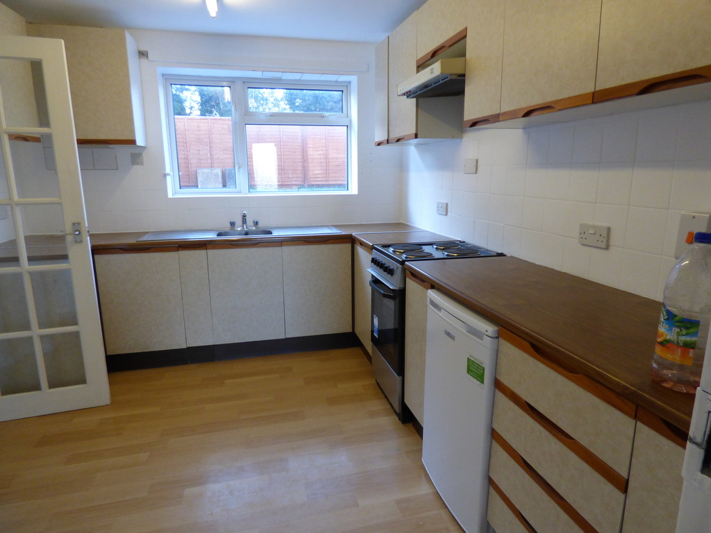 1 bed Room for rent in Hampshire. From Martin & Co - Winchester