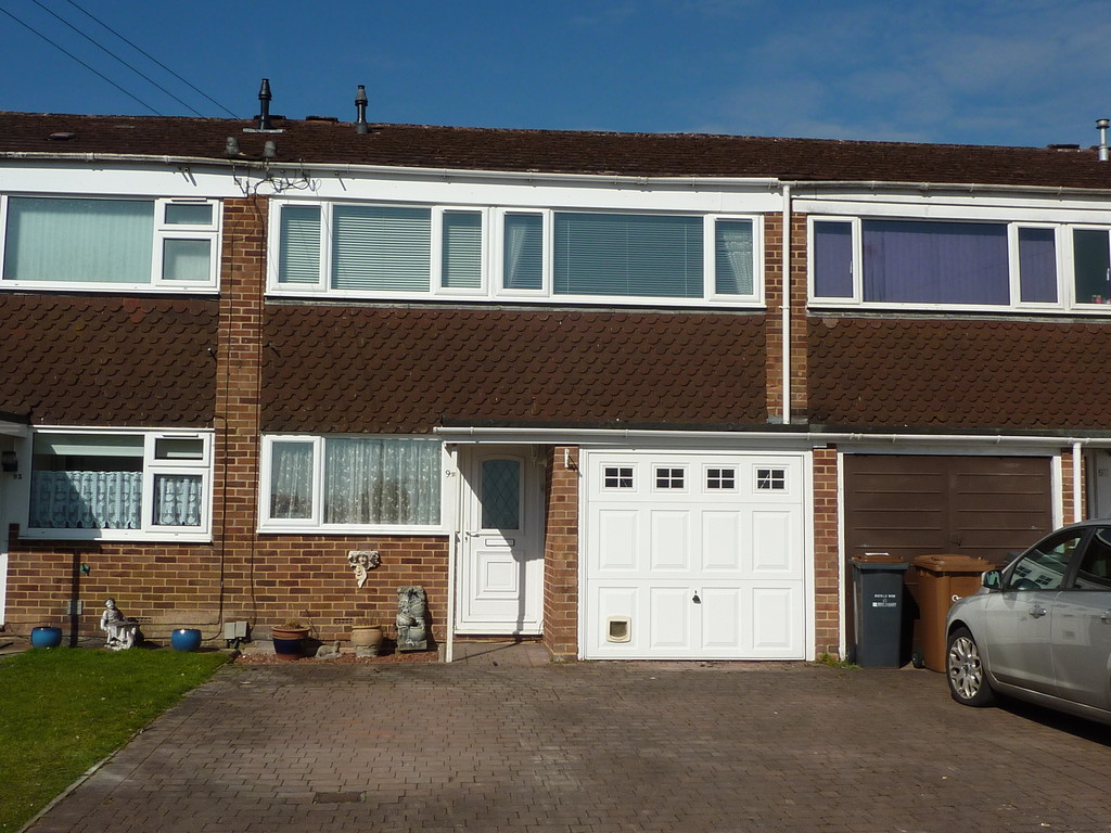 3 bed Mid Terraced House for rent in Hampshire. From Martin & Co - Winchester