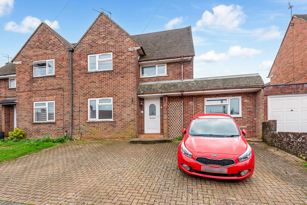 1 bed House Share for rent in Hampshire. From Martin & Co - Winchester