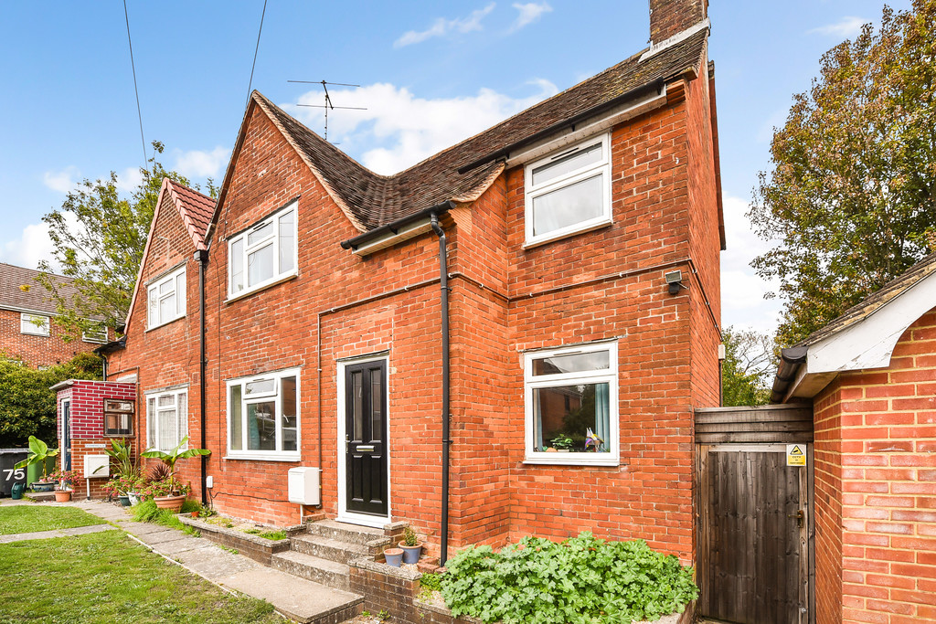 4 bed Semi Detached for rent in Hampshire. From Martin & Co - Winchester