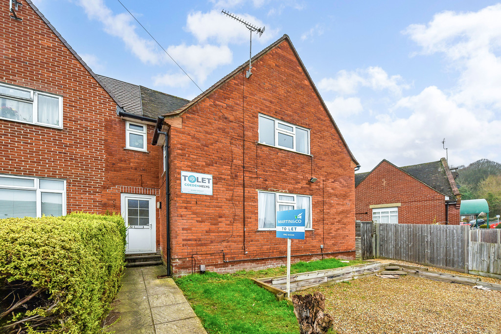 4 bed House Share for rent in Hampshire. From Martin & Co - Winchester