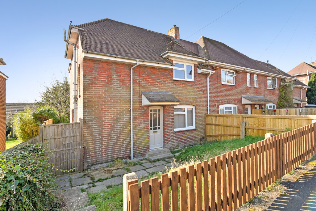 1 bed House Share for rent in Hampshire. From Martin & Co - Winchester